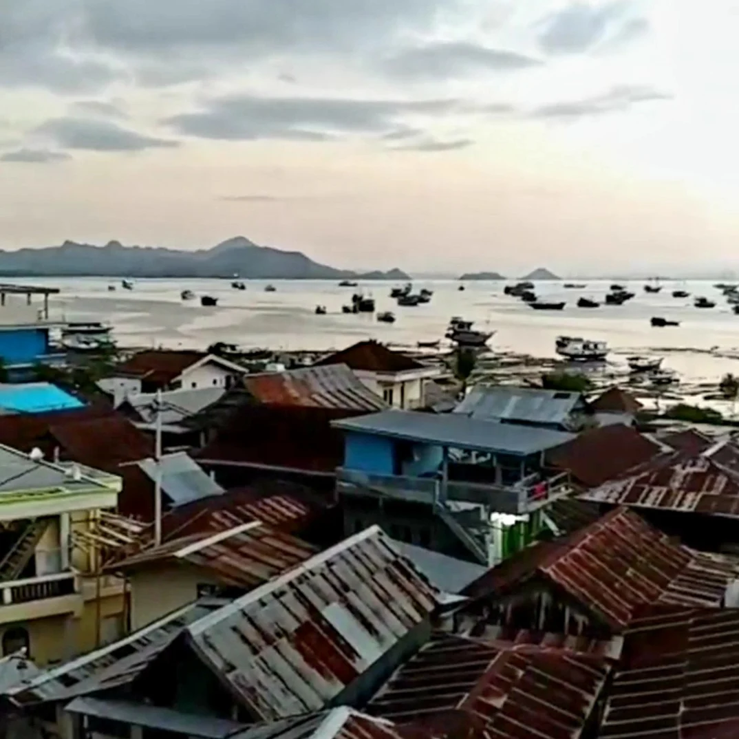 Labuan Bajo Harbour.jpg